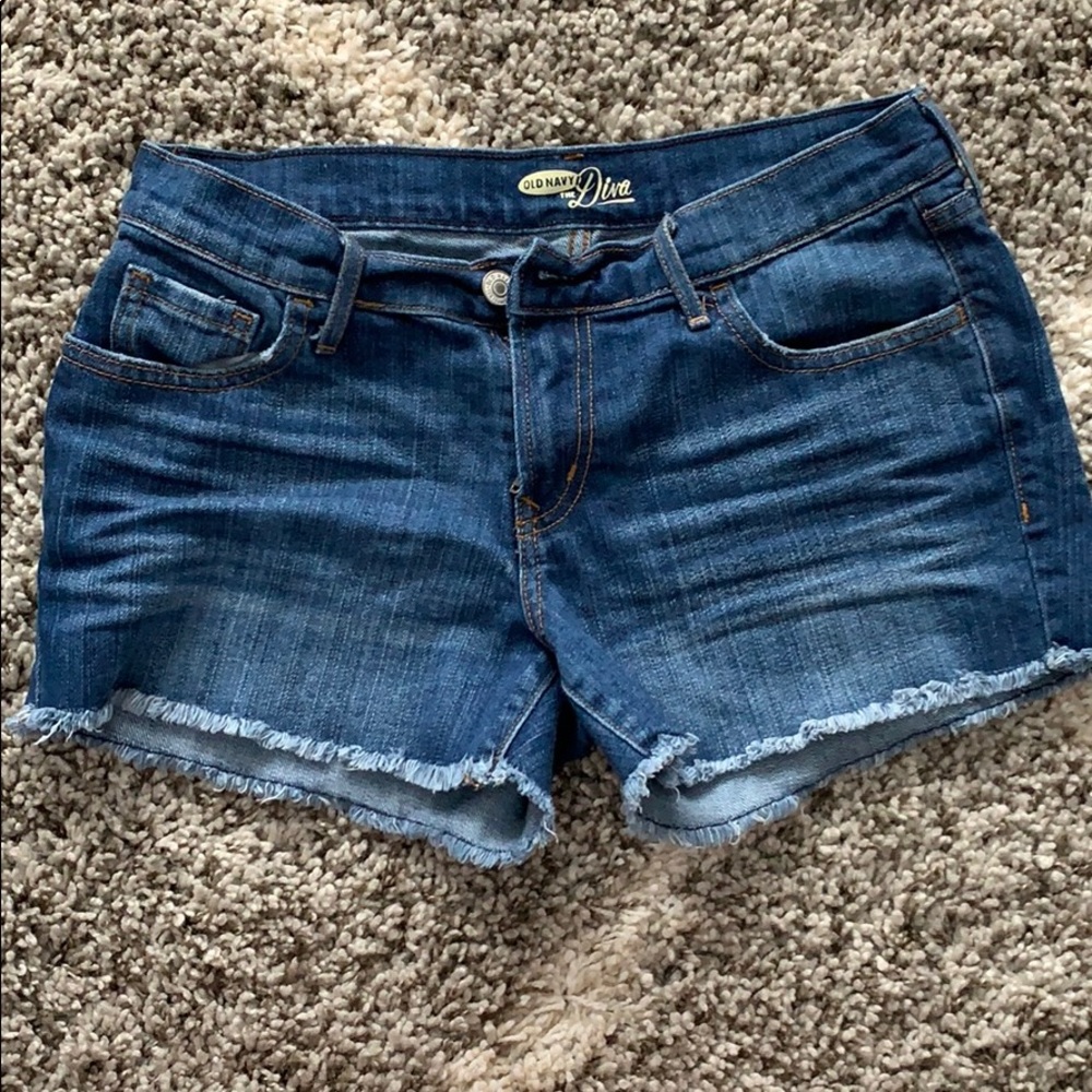 5/25 💜 Old navy shorts